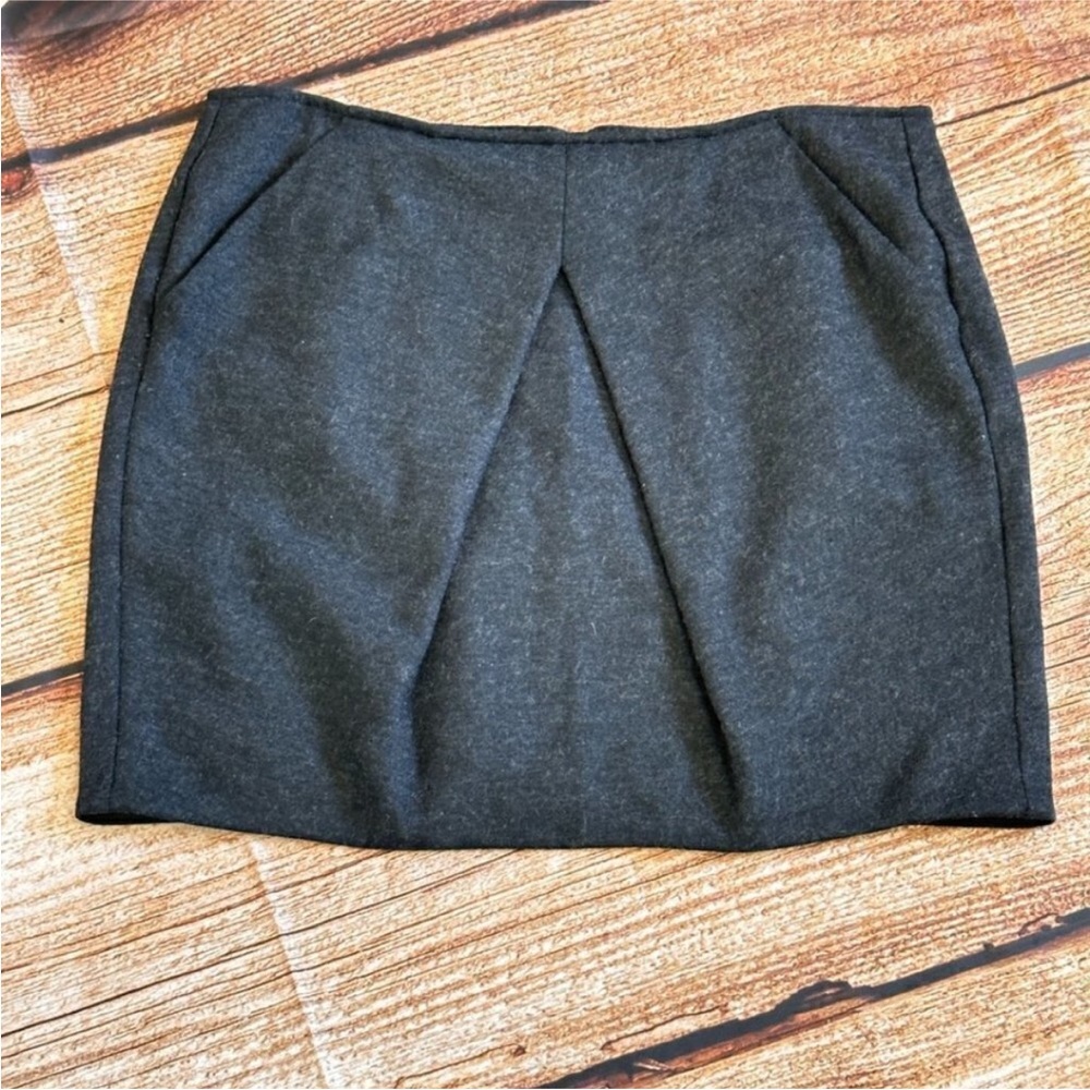 CAbi Andy’s Skirt in Charcoal